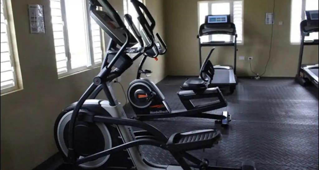 Fitness centrum a/nebo fitness zařízení v ubytování Blue water