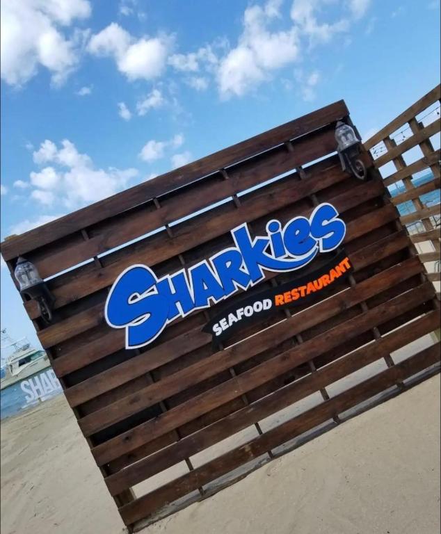 Certifikát, hodnocení, plakát nebo jiný dokument vystavený v ubytování Blue water