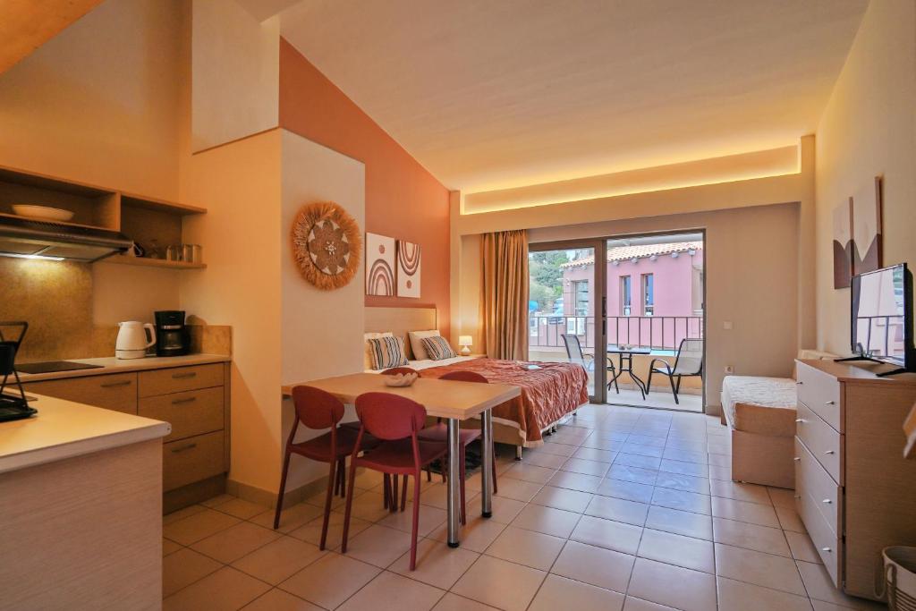 Anatoli Apartments - 9