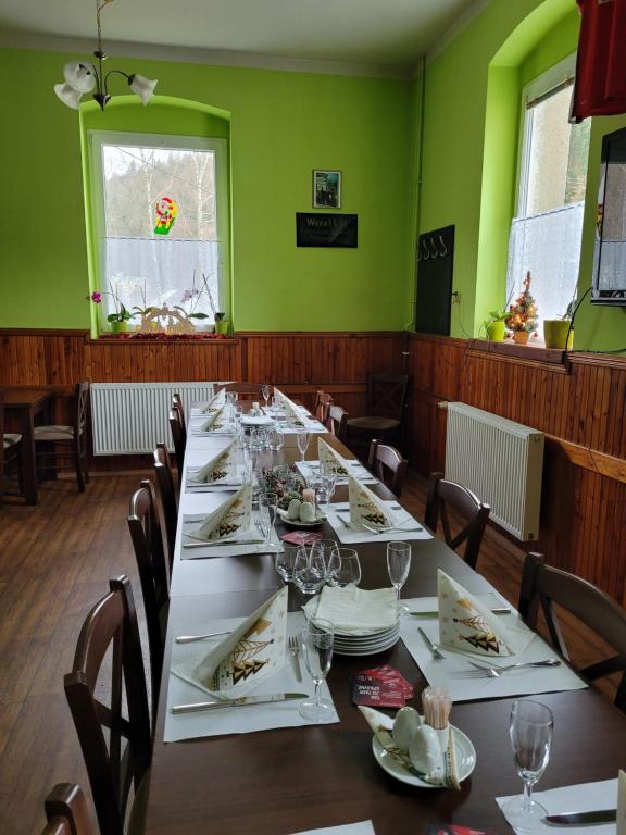 Nápoje v ubytování Guest House Pod Lesem Merklín