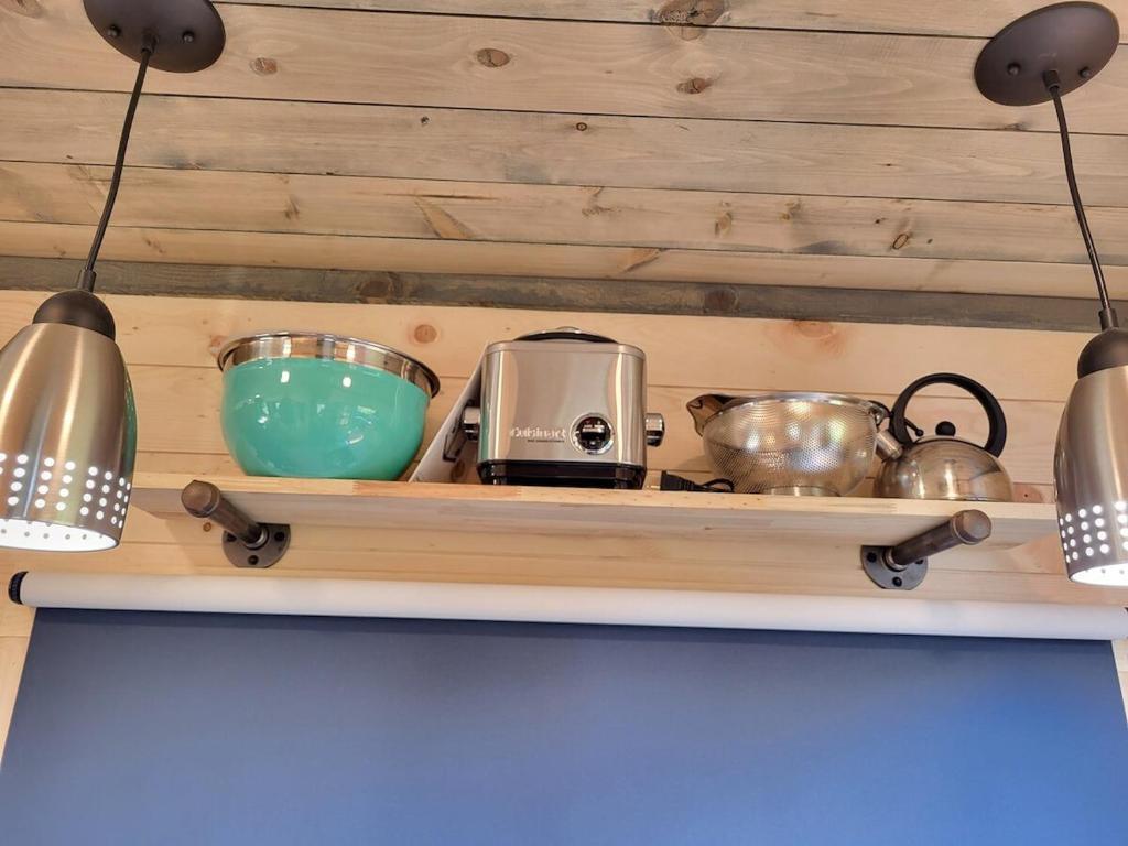 Kuchyň nebo kuchyňský kout v ubytování Tiny Home By The Beach