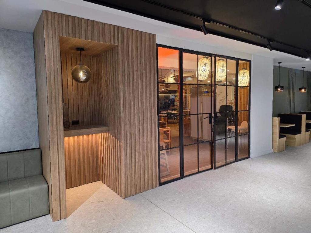 The Parkmore Hotel - Resim 5