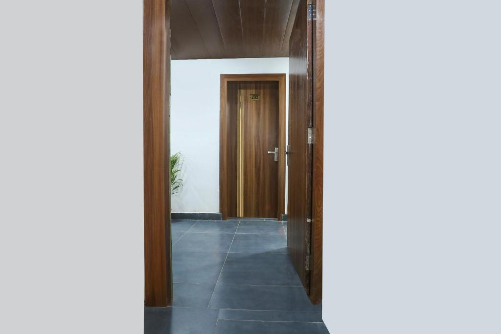 Fotografie z fotogalerie ubytování Hotel O The signature stay v Novém Dillí