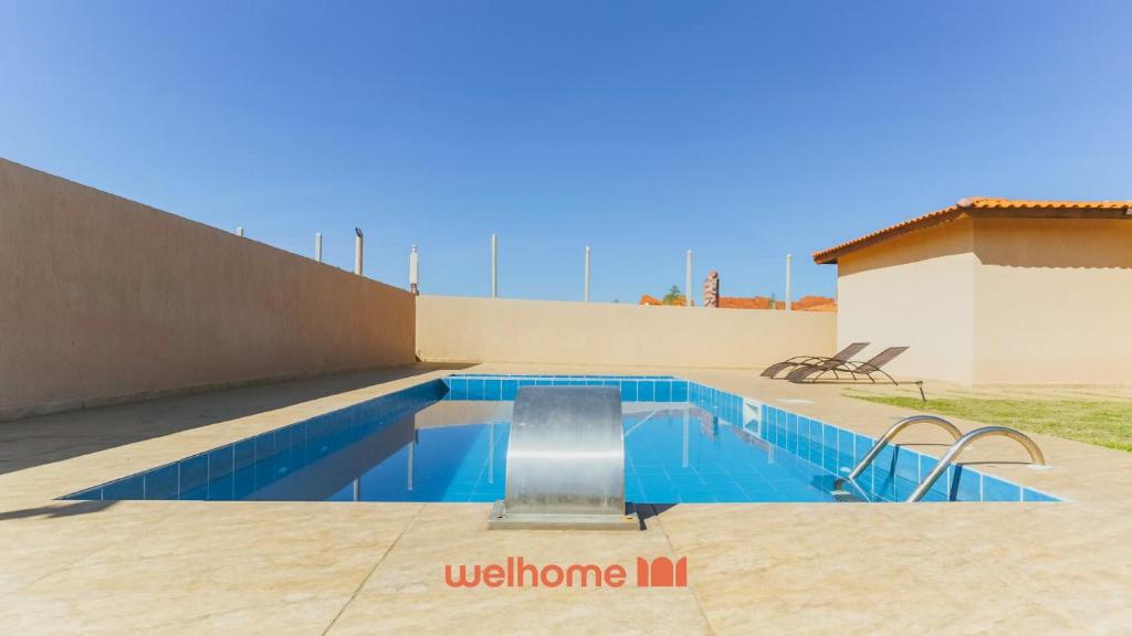 Bazén v ubytování Casa em Alambari com Area Gourmet e Piscina nebo v jeho okolí