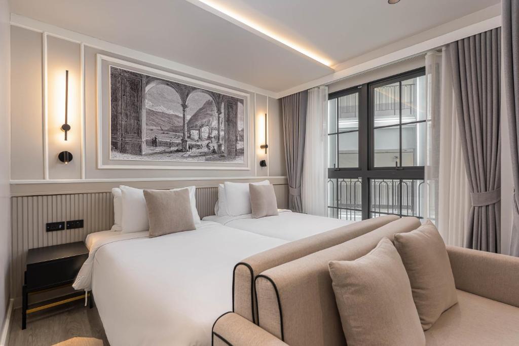 Chateau Du Village Patong - 6