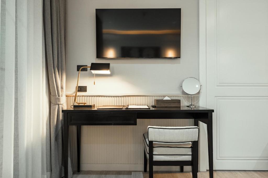 Chateau Du Village Patong - 10