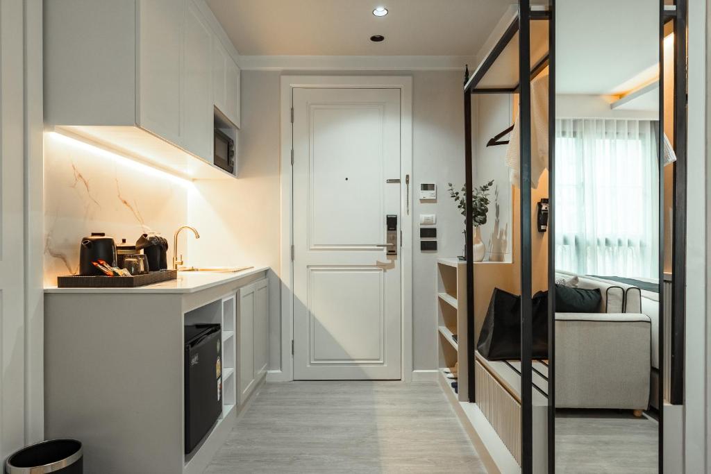 Chateau Du Village Patong - 15