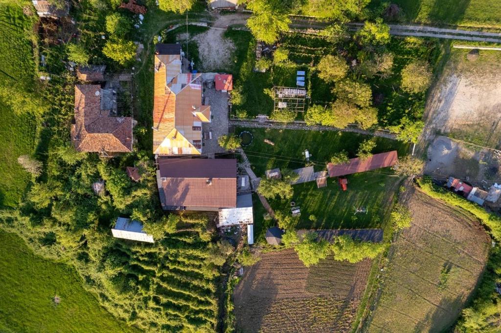 Letecký snímek ubytování VILA DISHA