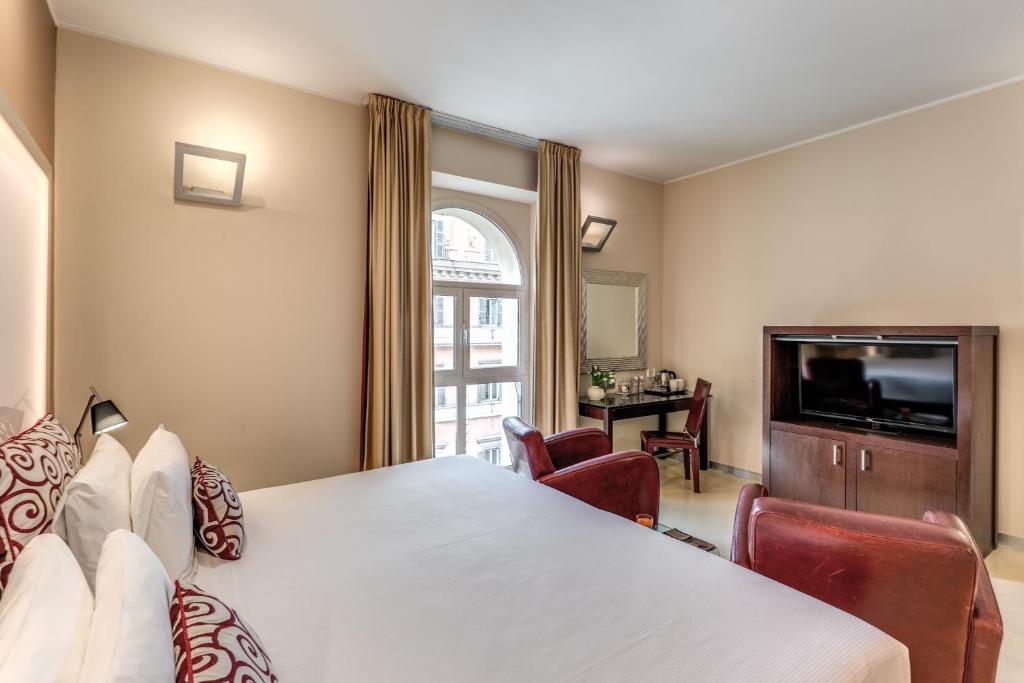 La Griffe Hotel Roma - Resim 42