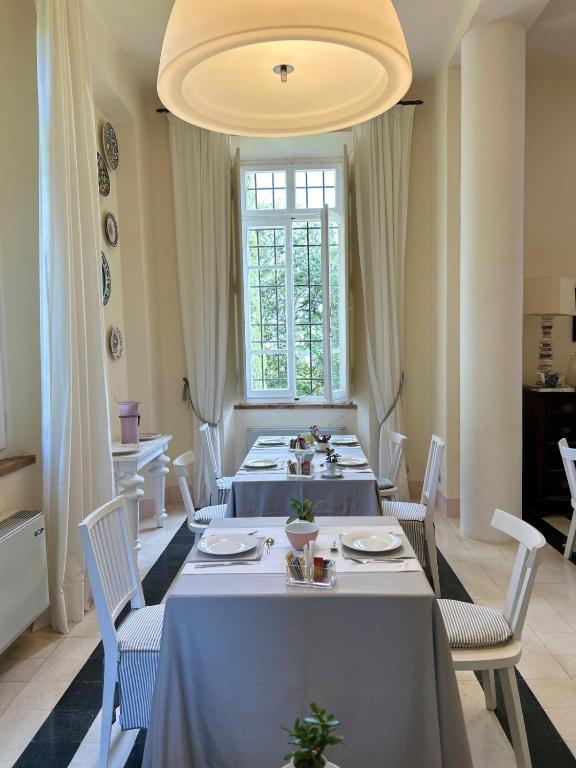 Część wypoczynkowa w obiekcie Relais Villa Sant'Isidoro