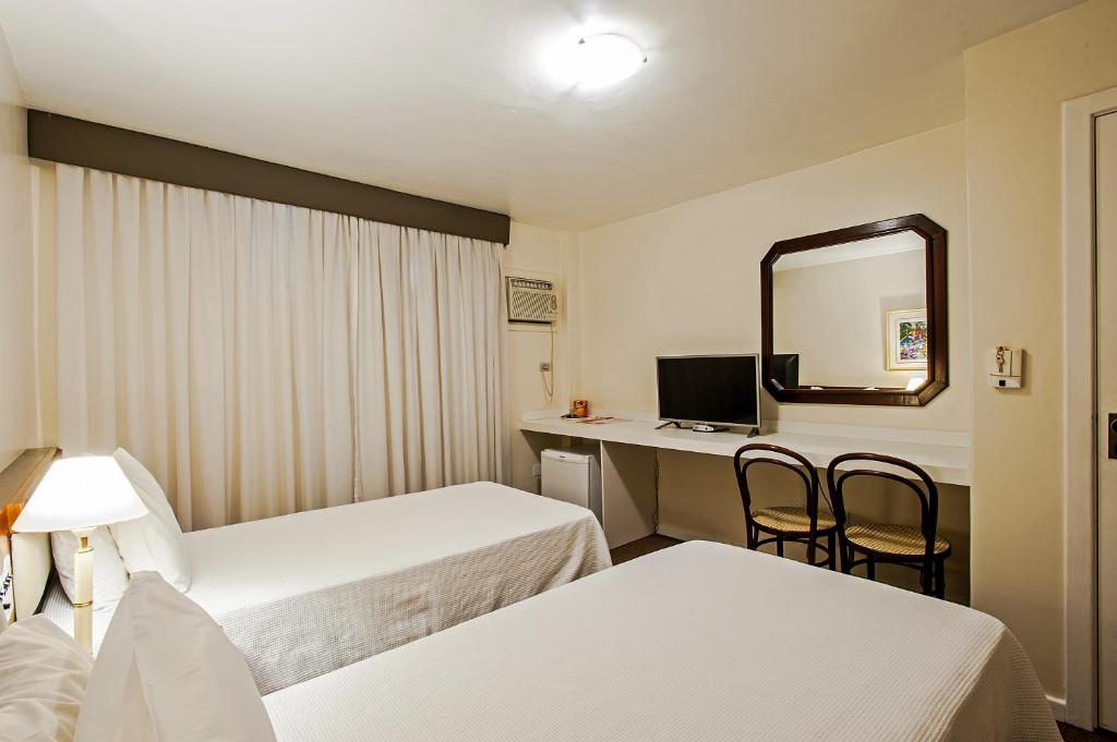  Trevi Hotel e Business