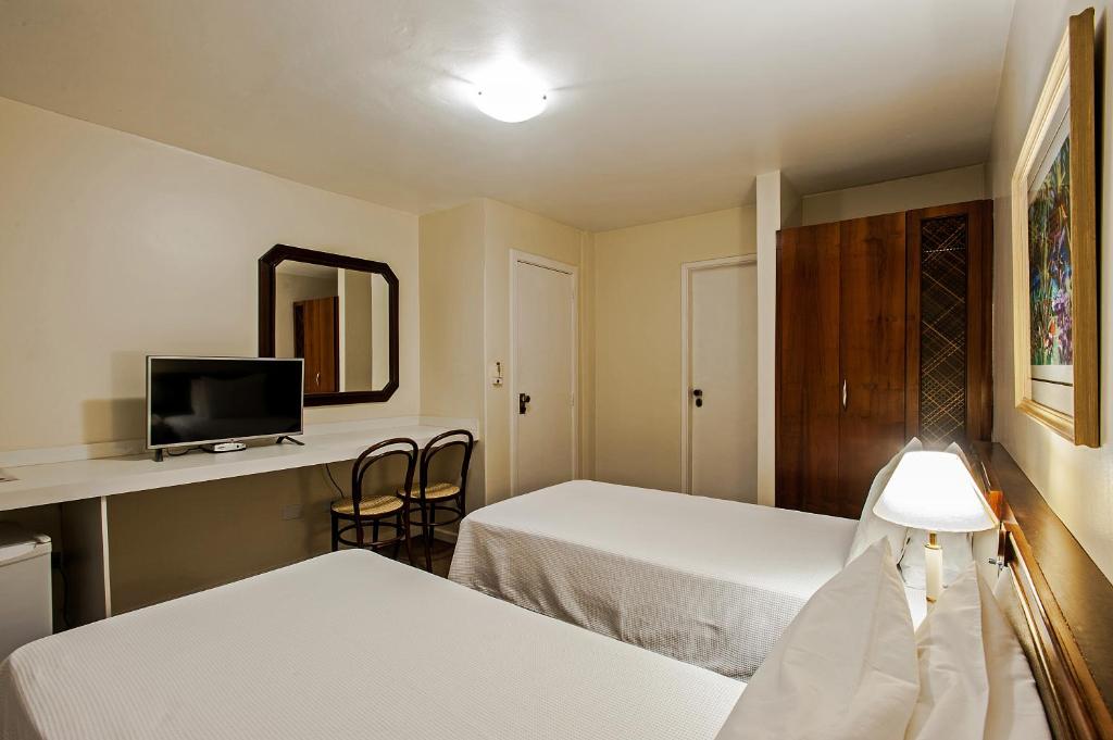  Trevi Hotel e Business
