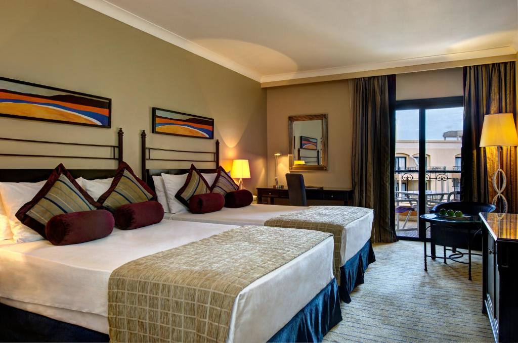 Corinthia St George's Bay - 15