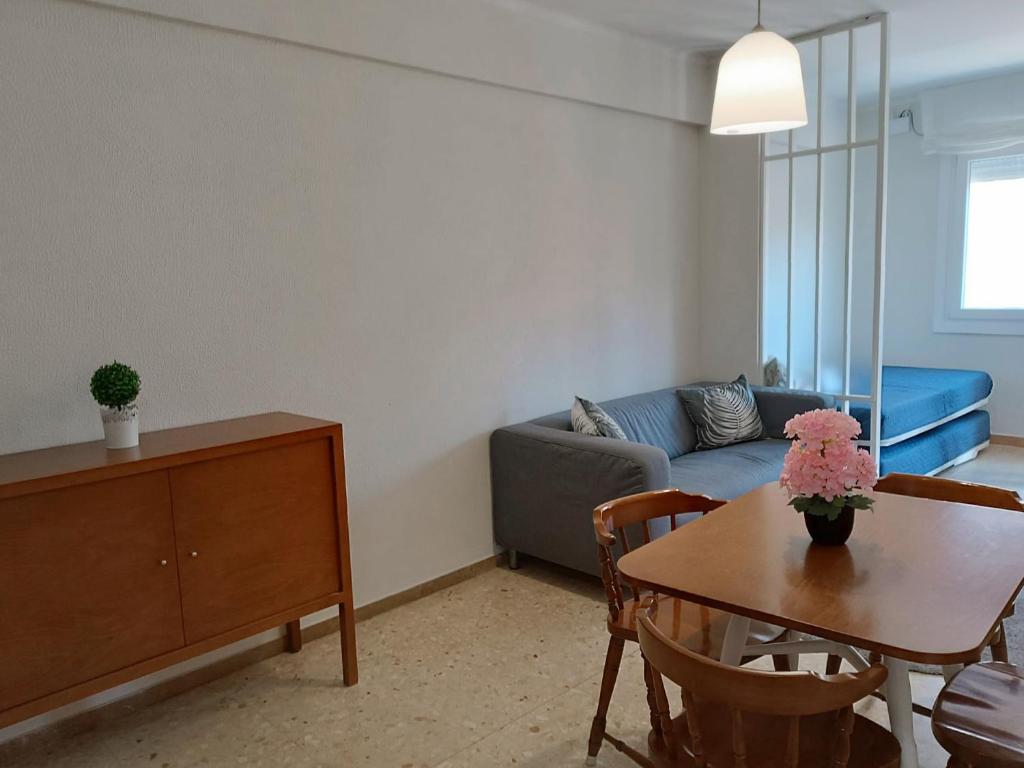 Posezení v ubytování Playa América Angelito B