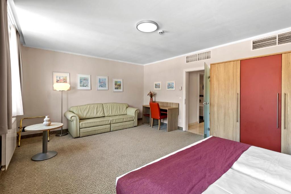 Hotel Schild - Resim 17