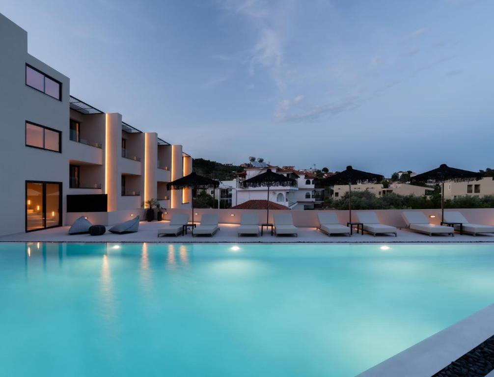 Bassein majutusasutuses Nimfi Suites või selle lähedal