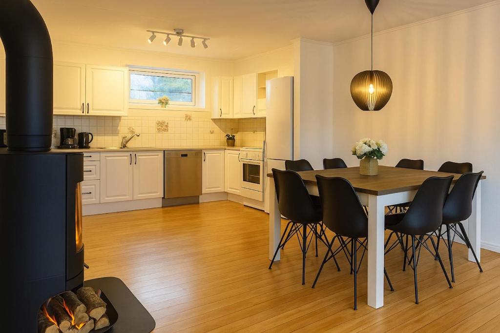 Küche/Küchenzeile in der Unterkunft Fjords & glaciers - Stryn