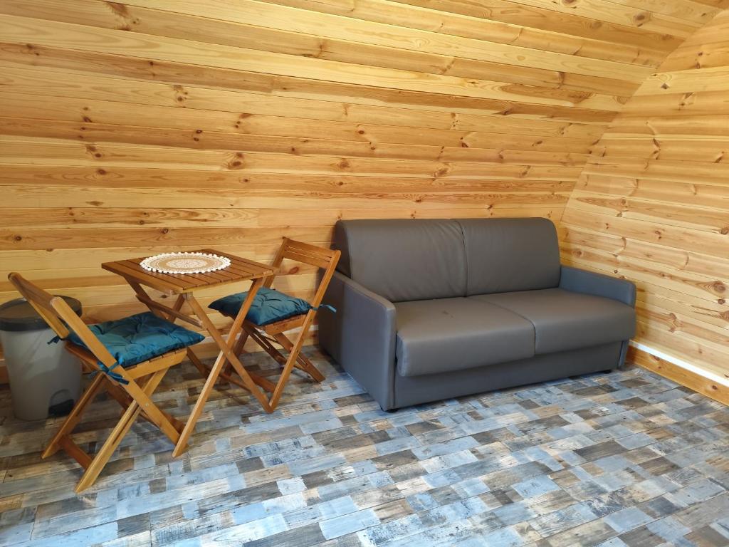 Camping de la Vallée du Doux - Chalet