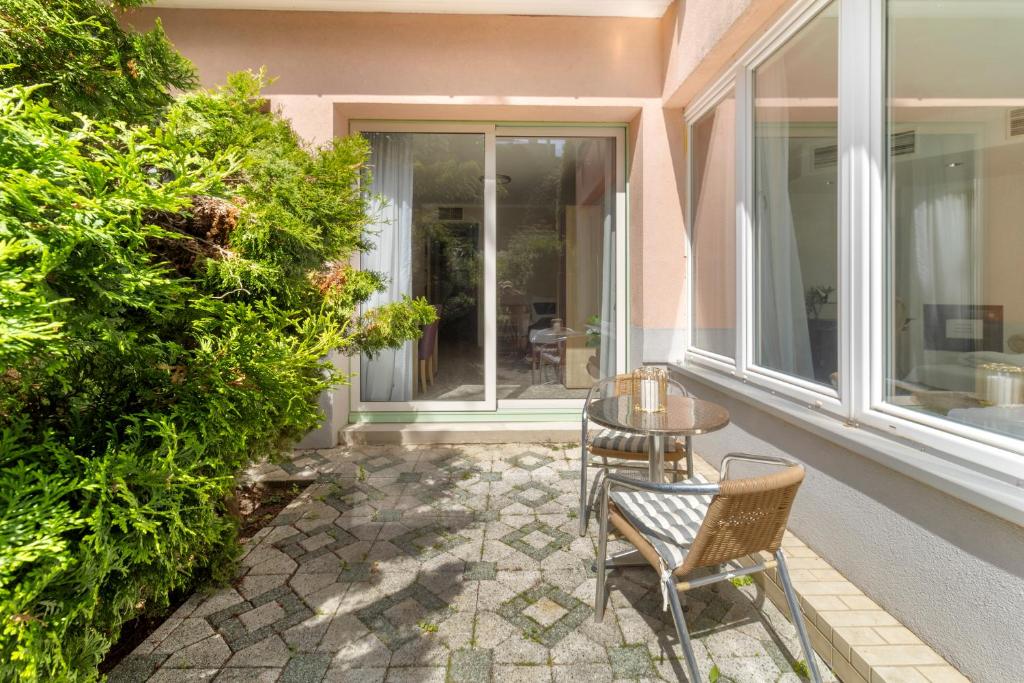 Hotel Schild - Resim 12