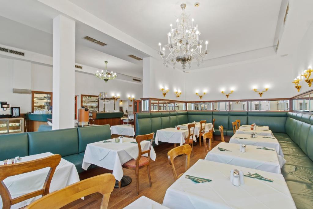 Hotel Schild - Resim 4