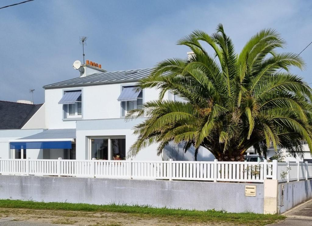 Fotografie z fotogalerie ubytování La Maison Bleue en Iroise - Randonnées GR34 - Plage 10 min à pieds - wifi, vélos VAE gratuits, jardin - Exposition plein Sud v destinaci Loc-Maria-Plouzané