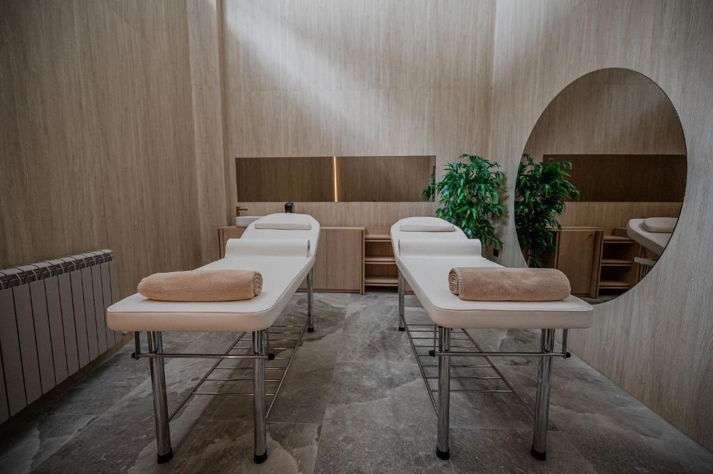 Imagine din galeria proprietății Beatrice Apartment in Odyssey Pool & Spa-parking în Mamaia