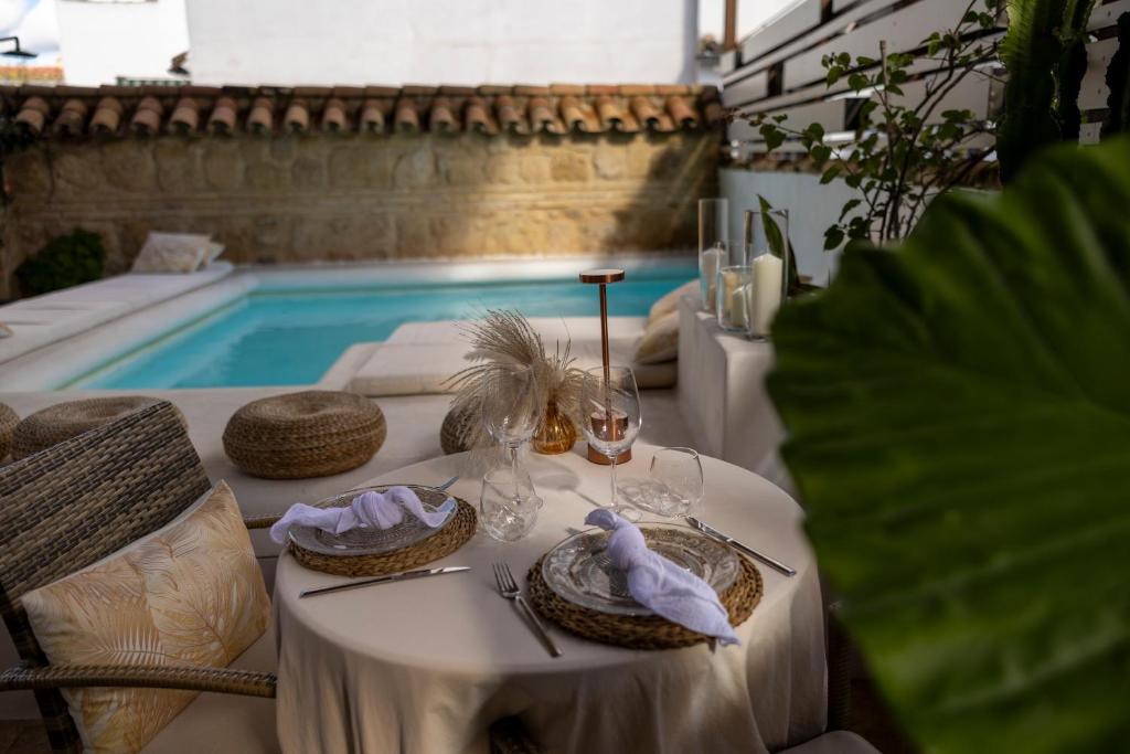 Bazén v ubytování Hotel Boutique Patio del Posadero nebo v jeho okolí