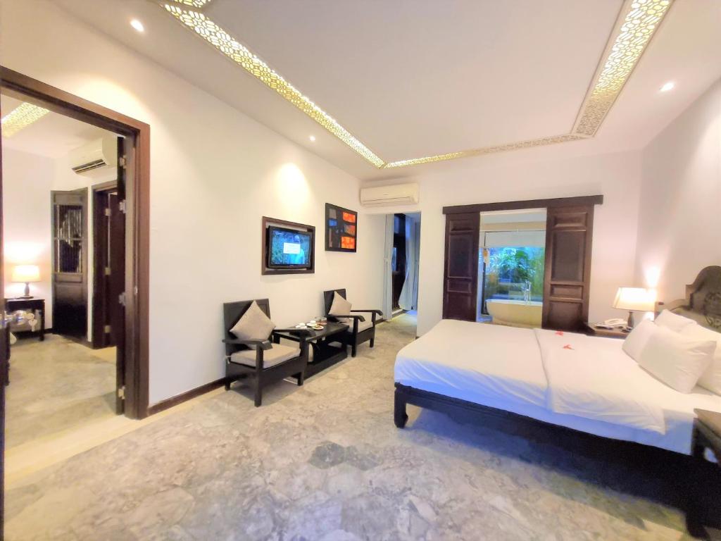 Family Garden View Connecting Room