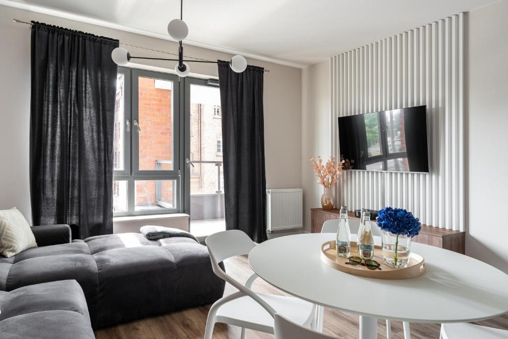 Posedenie v ubytovaní Scala 60C City Center Apartments with Parking by Lion Apartments