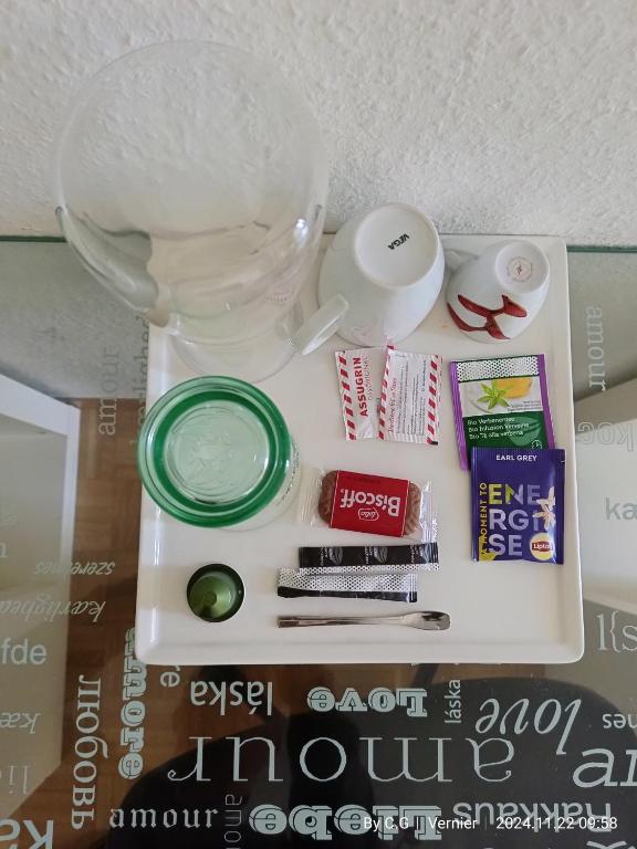 Φωτογραφία από το άλμπουμ του Jolie Chambre confortable dans un appartement στη Γενεύη