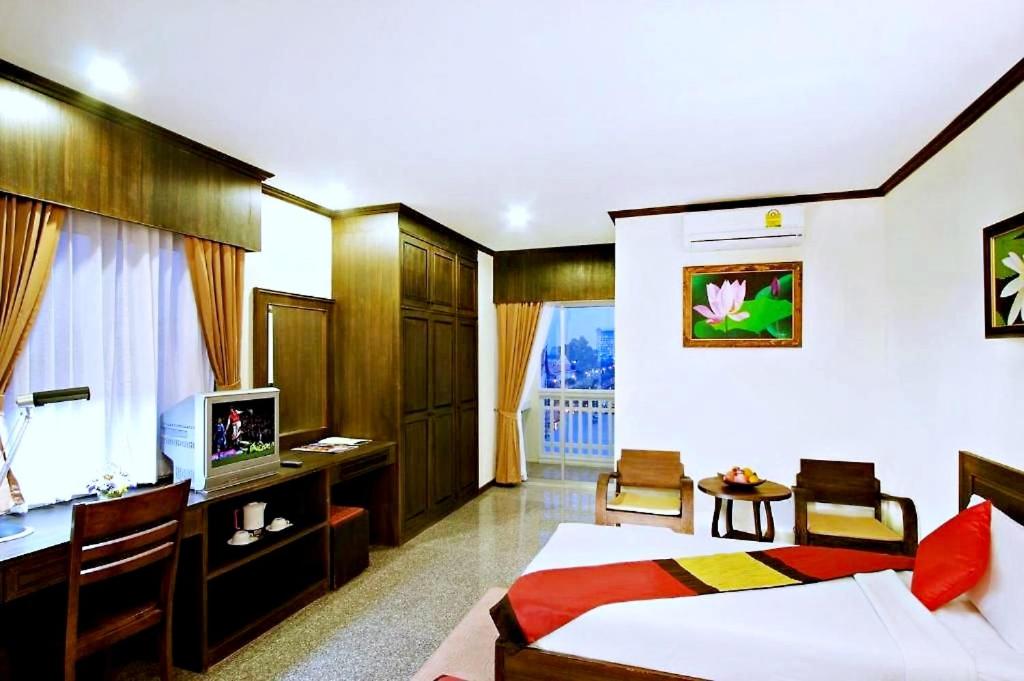 Royal Panerai Hotel Chiangmai - Resim 5