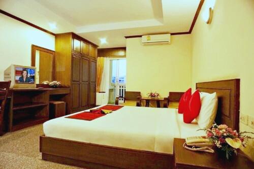 Royal Panerai Hotel Chiangmai - Resim 9