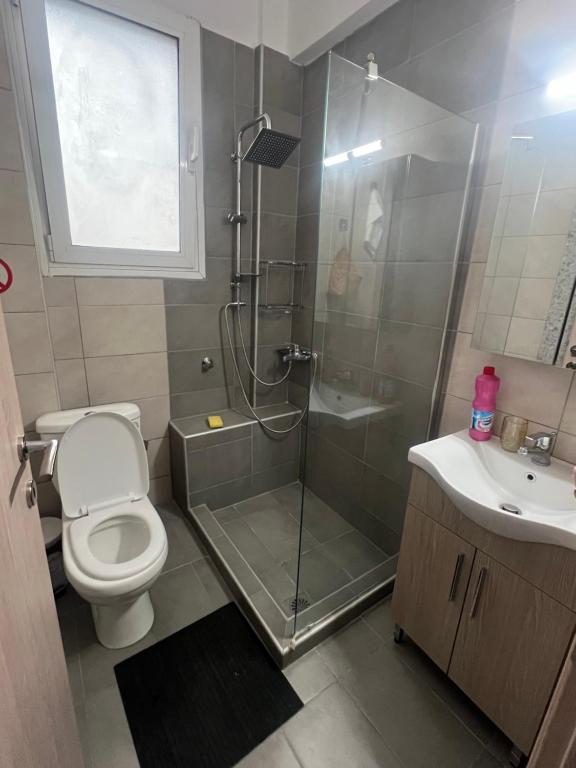 Bilik mandi di Lumen Apartment