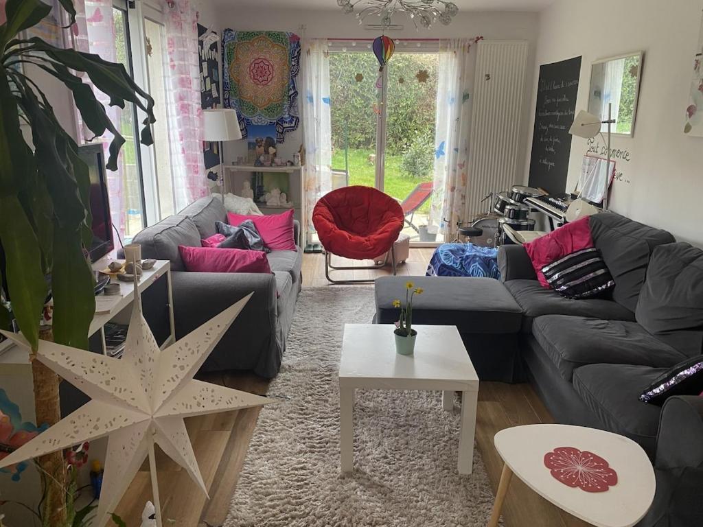 Photo de la galerie de l'établissement Maison récente au coeur du village, à Locronan