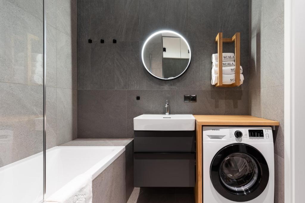 Scala City Center Apartments & Studio by Lion Apartments - Resim 17