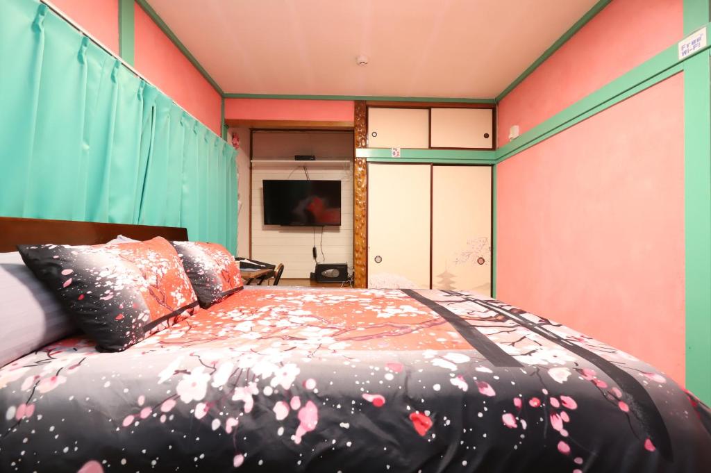 Postel nebo postele na pokoji v ubytování HILDA INN