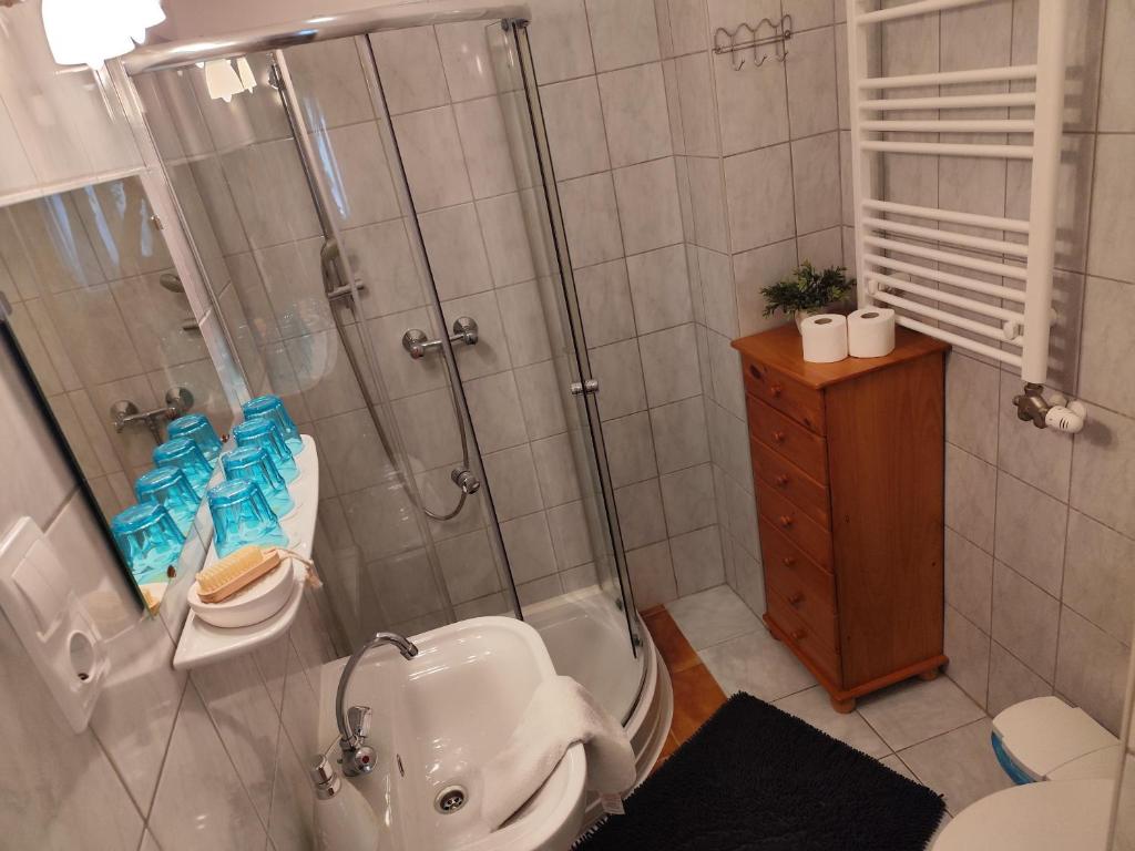 Koupelna v ubytování Bazilika Vendégház