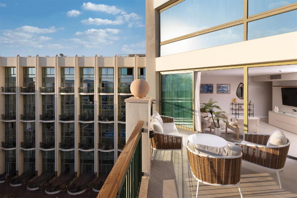 Ein Balkon oder eine Terrasse in der Unterkunft U Magic Palace
