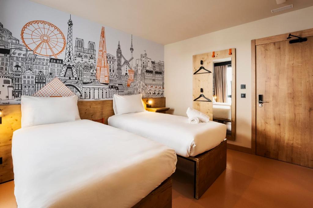easyHotel Barcelona La Sagrera - Resim 34