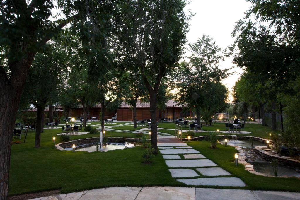 Jardín al aire libre en Complejo La Cigüeña