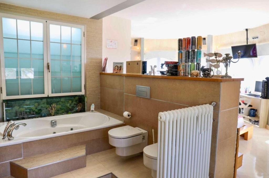 Ein Badezimmer in der Unterkunft Villa Narby