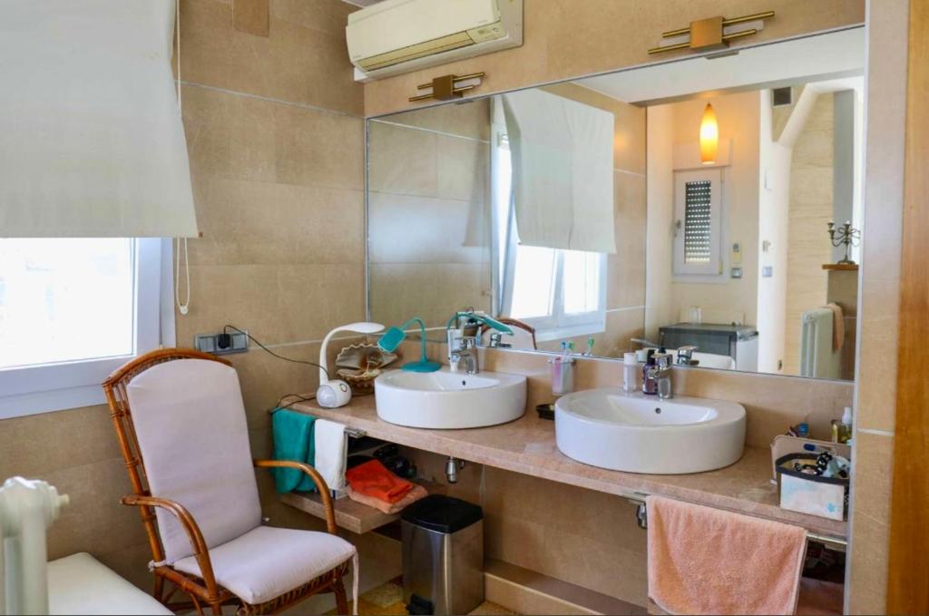 Ein Badezimmer in der Unterkunft Villa Narby
