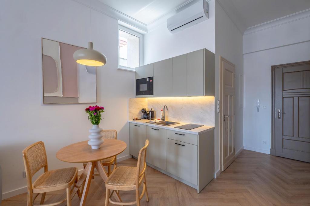 Stary Rynek 75 by View-Apartments - 8