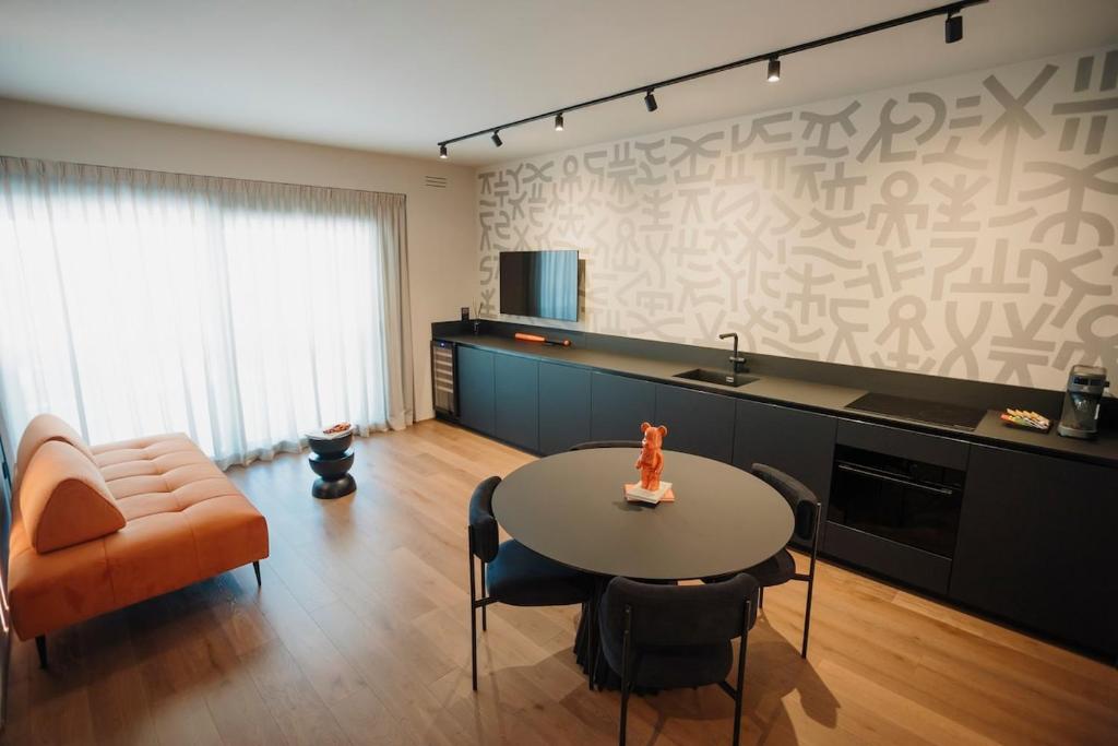 Μια τηλεόραση ή/και κέντρο ψυχαγωγίας στο Casa Calia Luxury Home