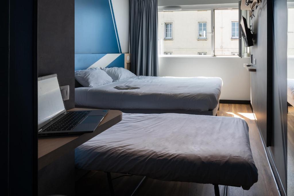 Ibis Budget Saint Malo Centre - Standard Triple Room