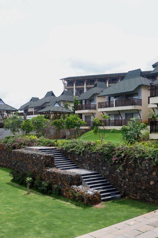 Zahrada ubytování Radisson Resort Hatgad Saputara