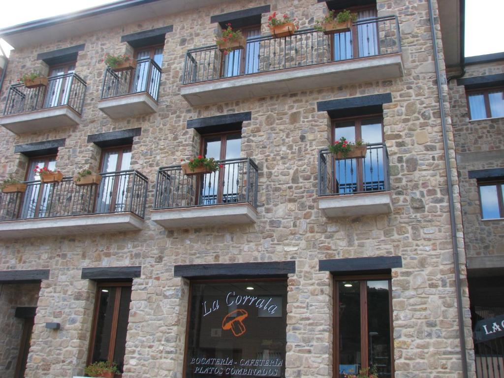 Apartahoteles Apartahotel La Corrala en San Martín de Moncayo, Aragón