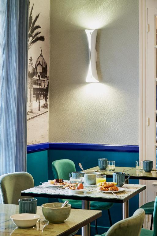 Cibo presso l'hotel o nelle vicinanze