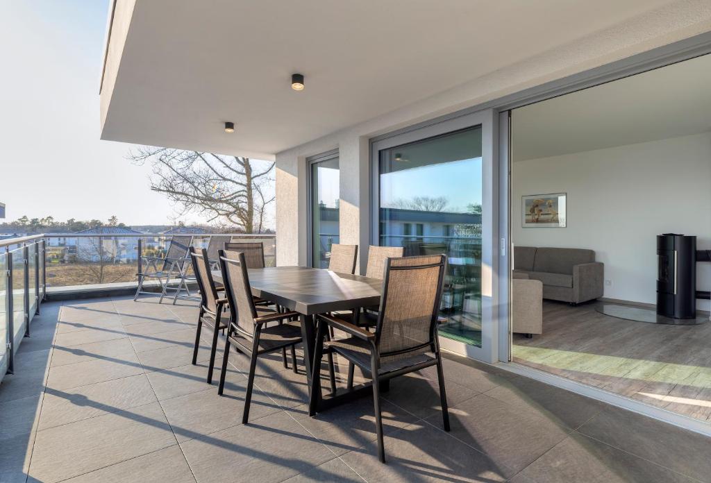 Μπαλκόνι ή βεράντα στο Penthouse Apartment mit Sauna und Dachterrasse mit Haffblick