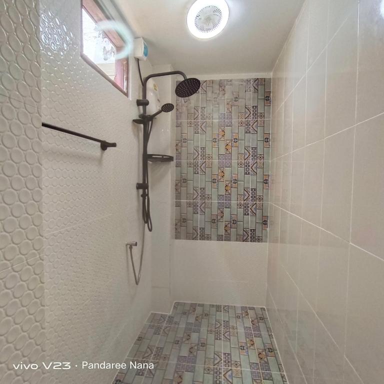 MaHaNa Hostel Family room - Resim 31